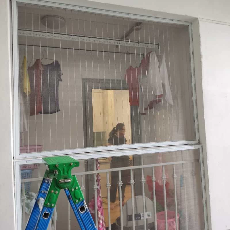 Alternative view of Cửa chống muỗi cố định inox màu trắng CD 12