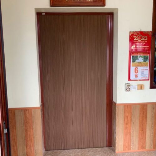 Vách Rèm Tổ Ong Ngăn Phòng Khách với Phòng Thờ