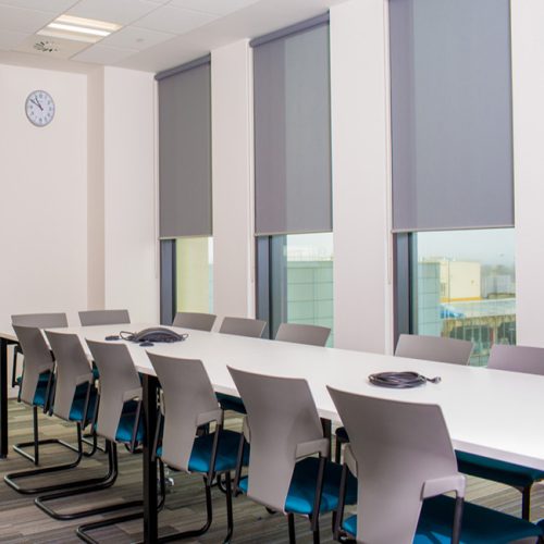 Rèm Cuốn Văn Phòng, Chống Nắng Giá Rẻ Nhất